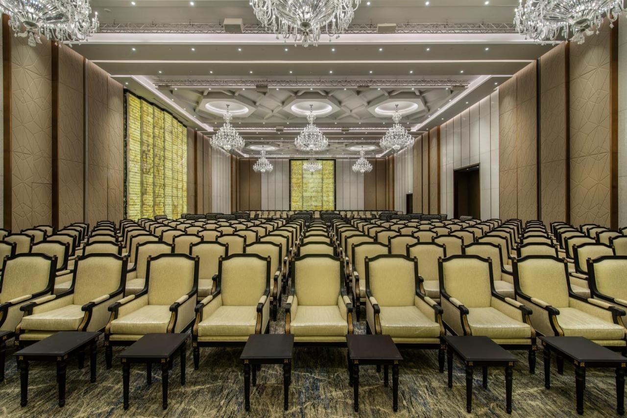 Movenpick Hotel And Residences Riyadh Exterior photo The Grand Ballroom