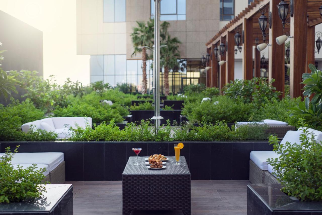 Movenpick Hotel And Residences Riyadh Exterior photo The Park, Hyderabad
