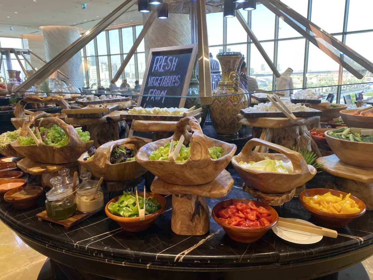 Movenpick Hotel And Residences Riyadh Exterior photo A salad bar at a hotel