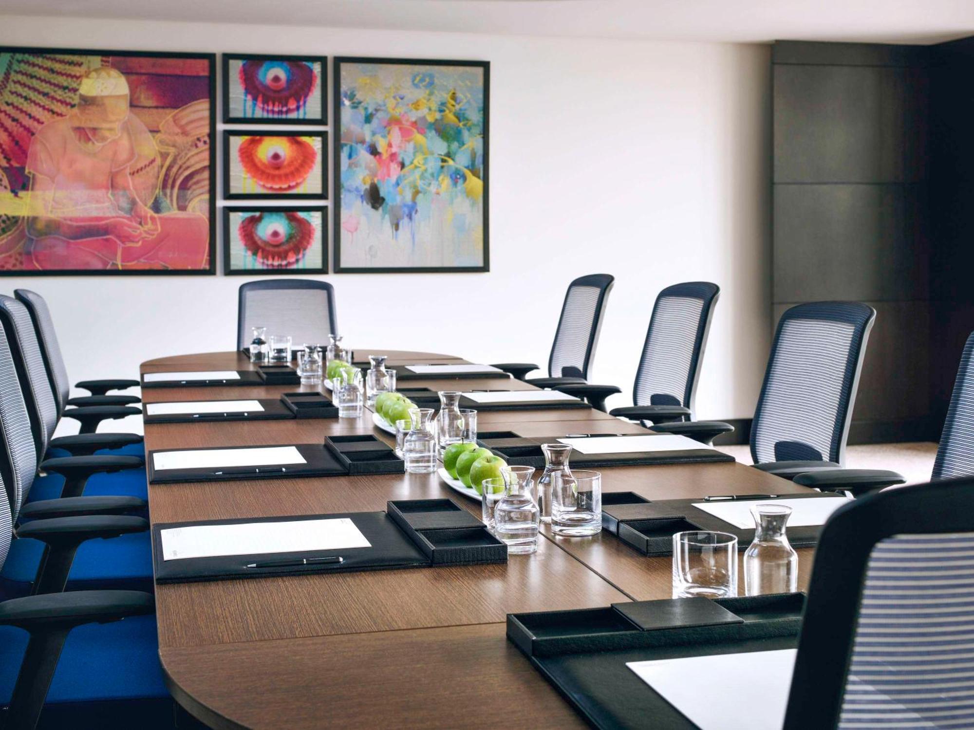 Movenpick Hotel And Residences Riyadh Exterior photo A boardroom at a hotel