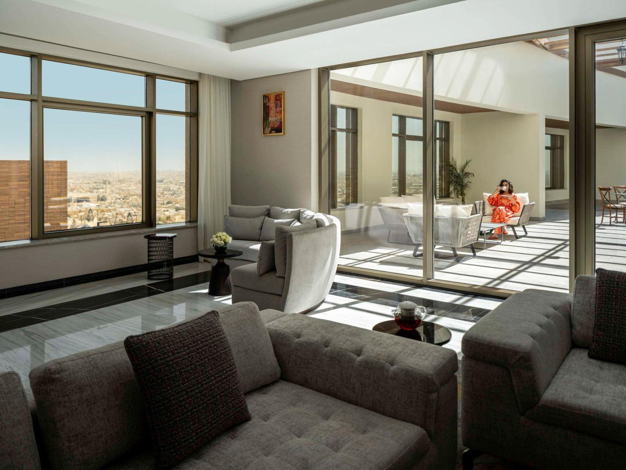 Movenpick Hotel And Residences Riyadh Exterior photo The interior of a suite at the Four Seasons Hotel, Amman